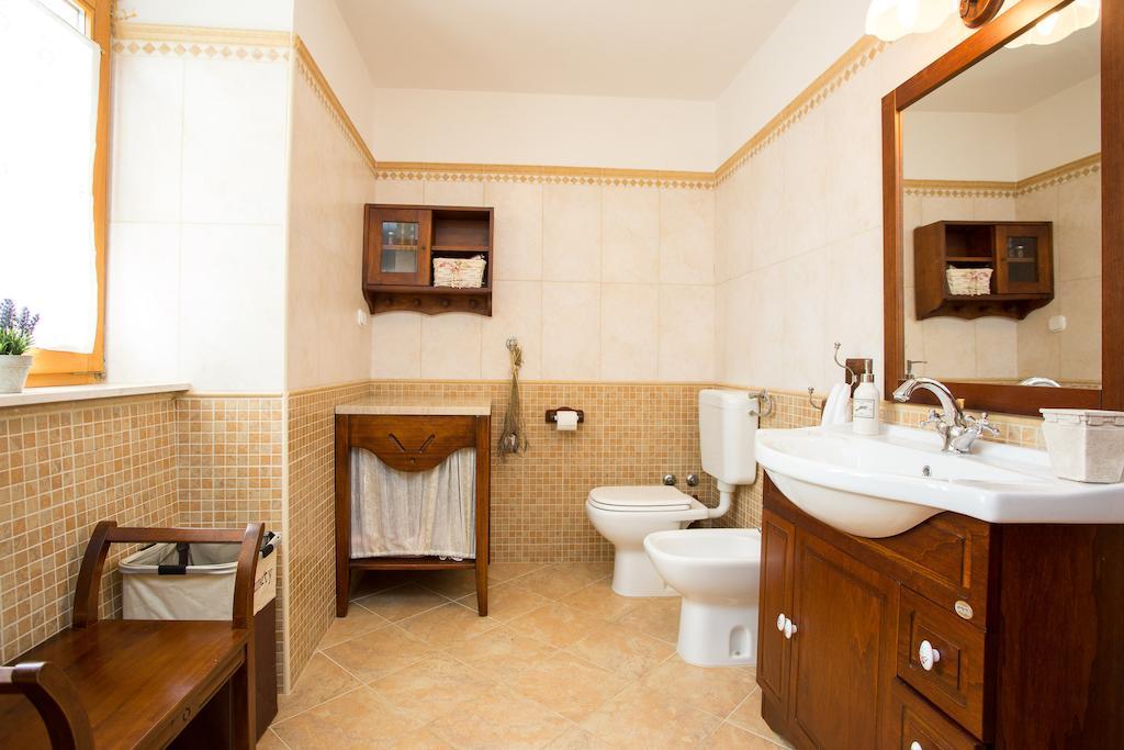 Holiday Home Lavanda Kornić Quarto foto
